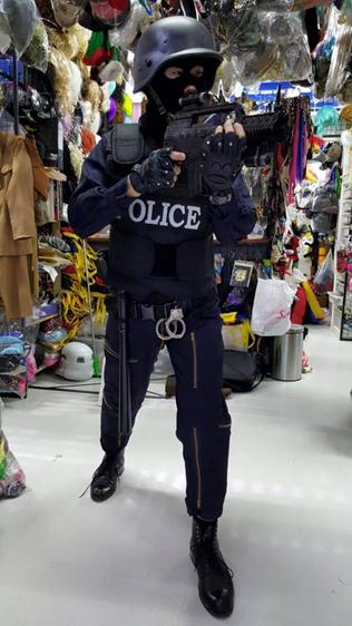 police costume on rent
