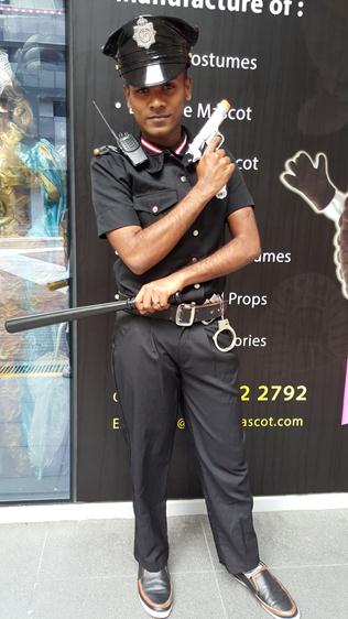 police costume on rent